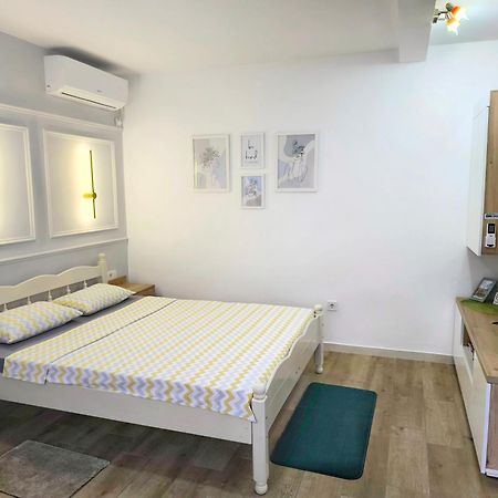Apartments Gruda 采蒂涅 外观 照片